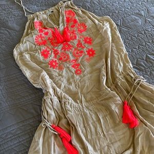 Boho embroidered tassel tunic